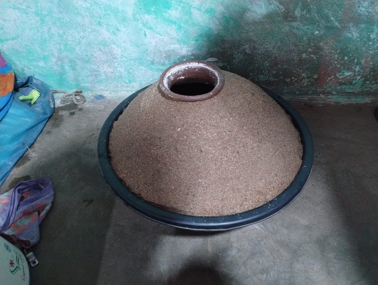 Eco-Friendly Mud Refrigerator Project Inspired by PV Hiremath’s Eco Village, Halligeri at Chiguru Manepatha Center, Hebballi